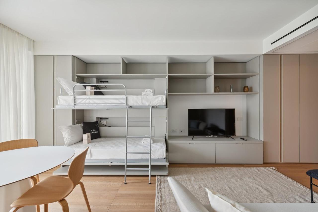 Limehome Milan Via Stresa Екстериор снимка